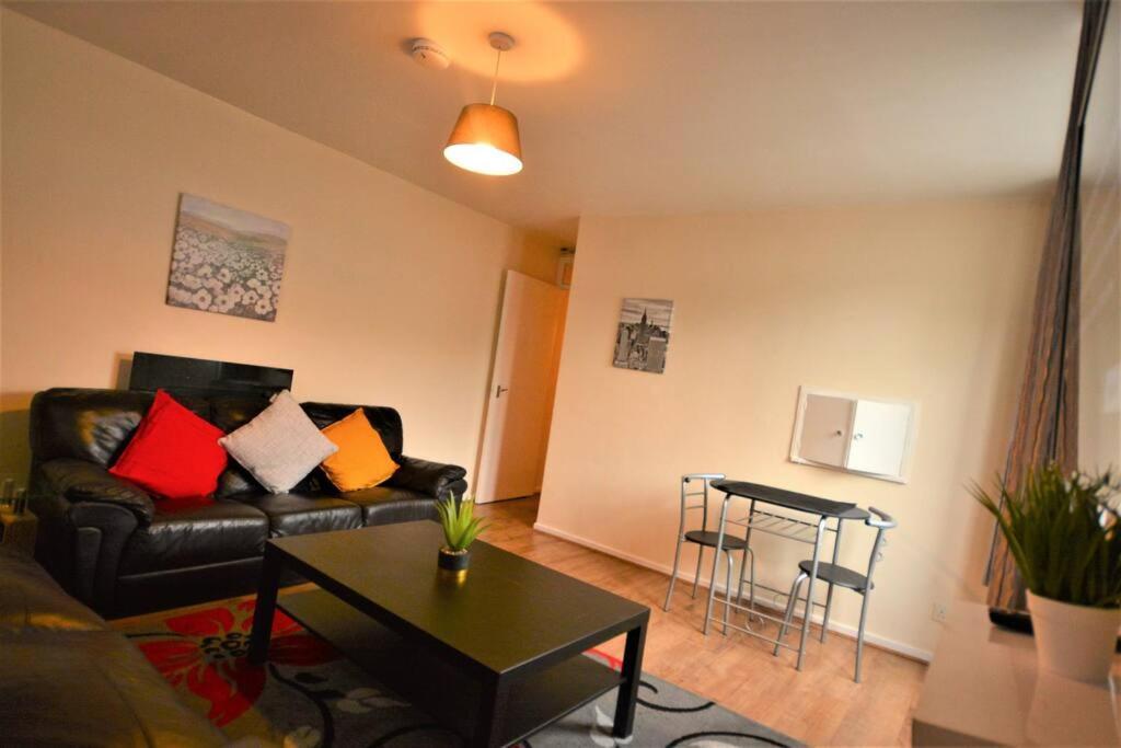 Apartamento Spacious 2bedroom With Patio By Excel Centre