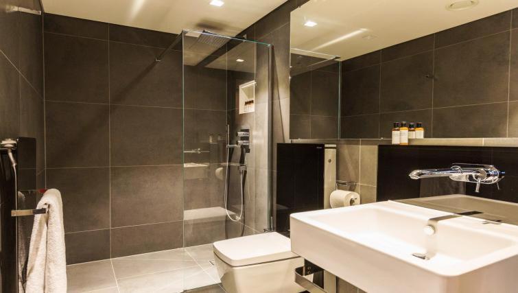 City Bank Luxury Apartments London
