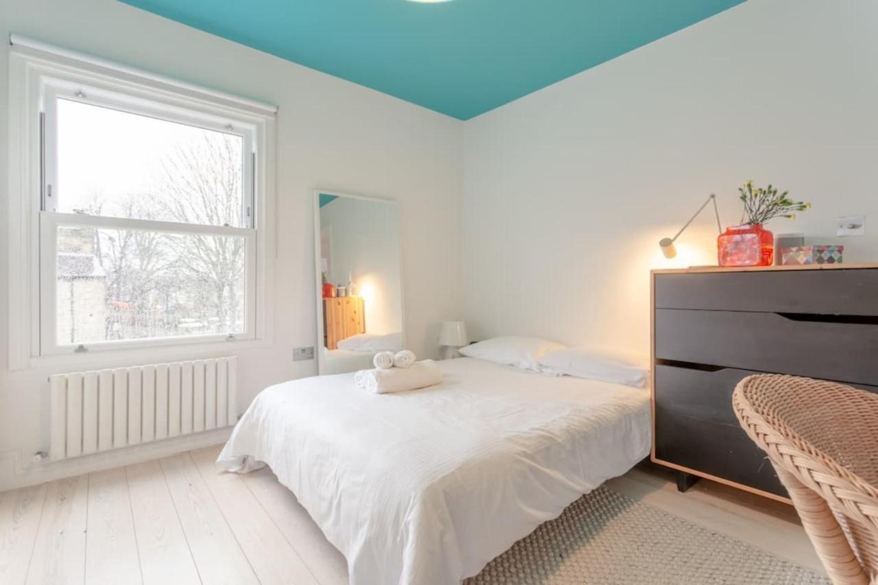 Stylish 2 Bedroom In Apartment