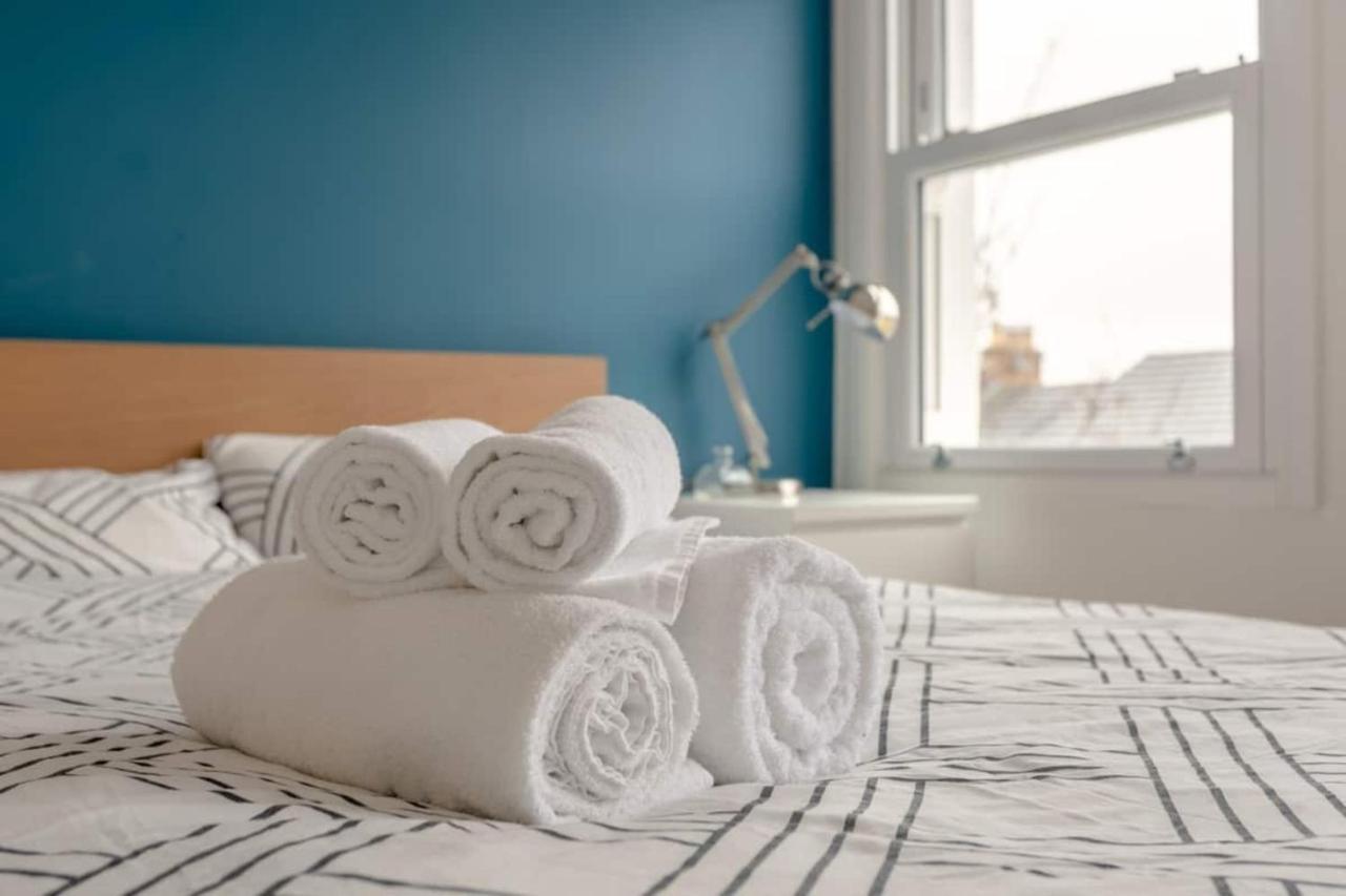 Apartment Stylish 2 Bedroom In