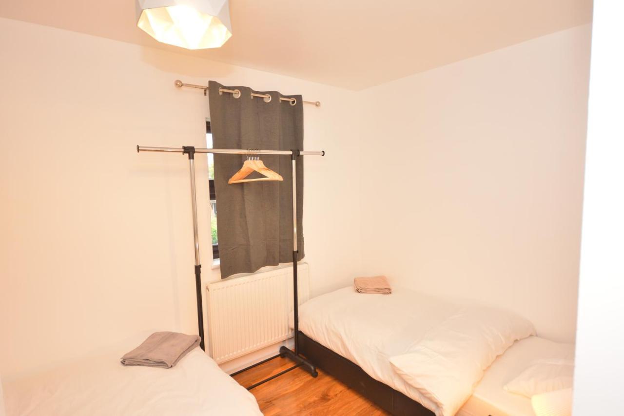 Apartment Newly Refurbished 3 Bedroom House *