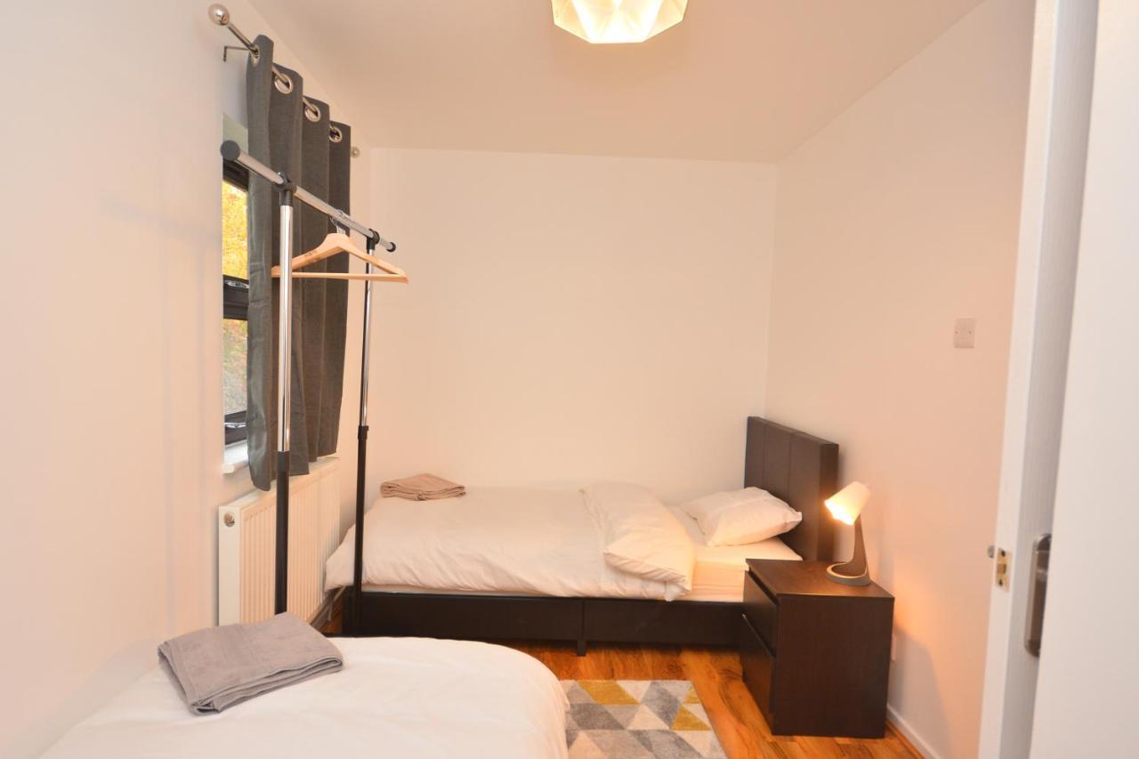 Newly Refurbished 3 Bedroom House London