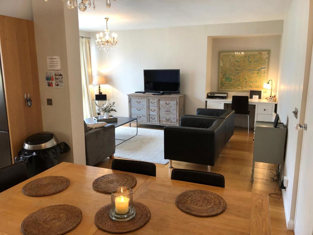 Notting Hill Apartment *