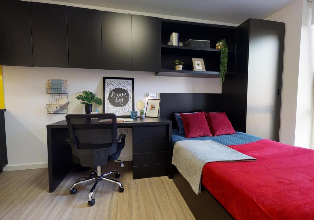 Trendy At Iq Hammersmith In Apartamento Londres