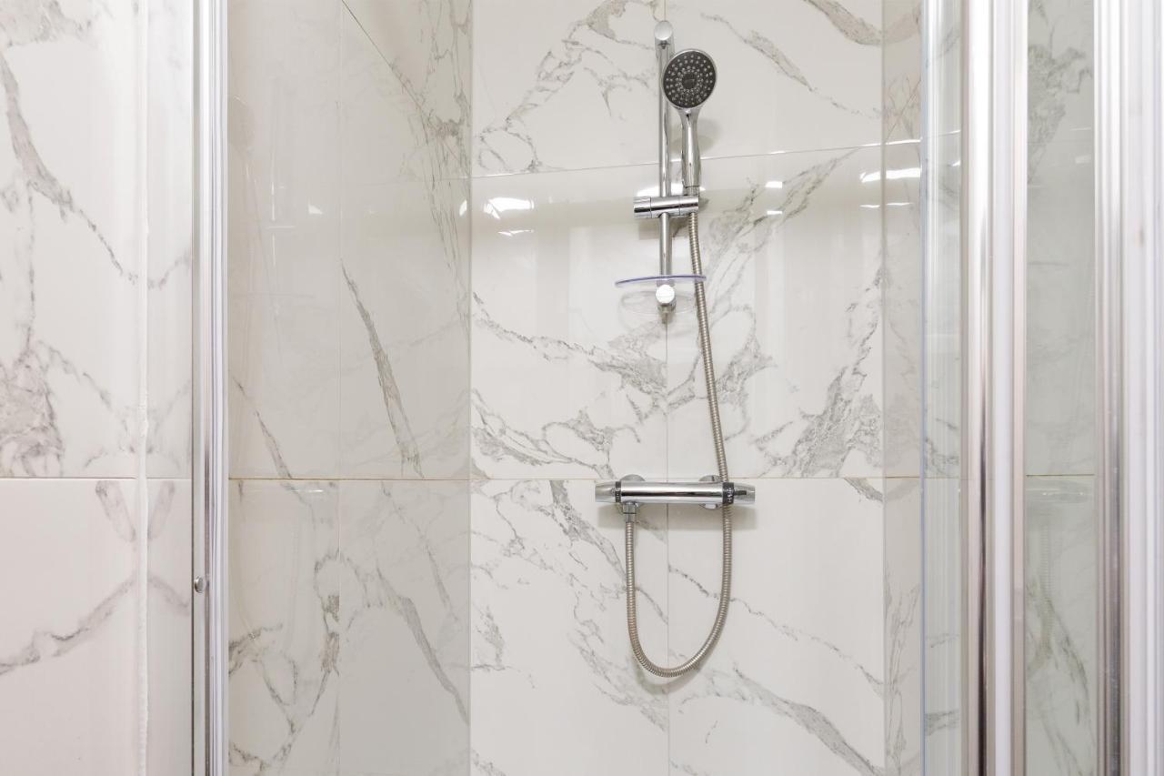 Centra Wharf Apartamento *