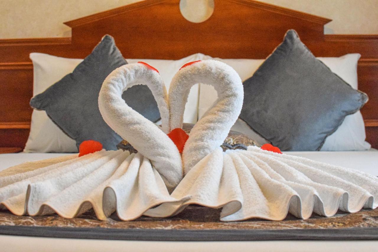 Pembridge Palace Hotel 3*