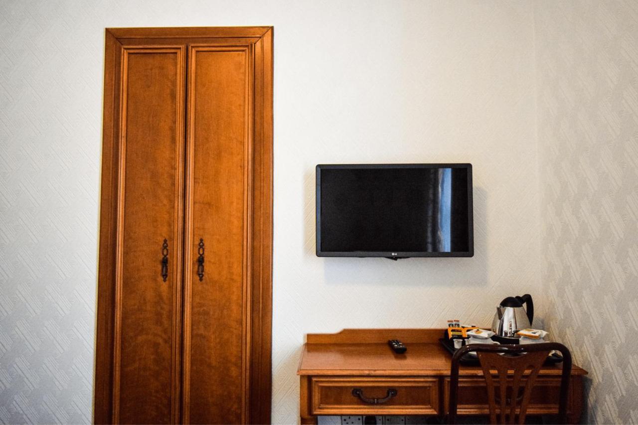 Pembridge Palace 3* London