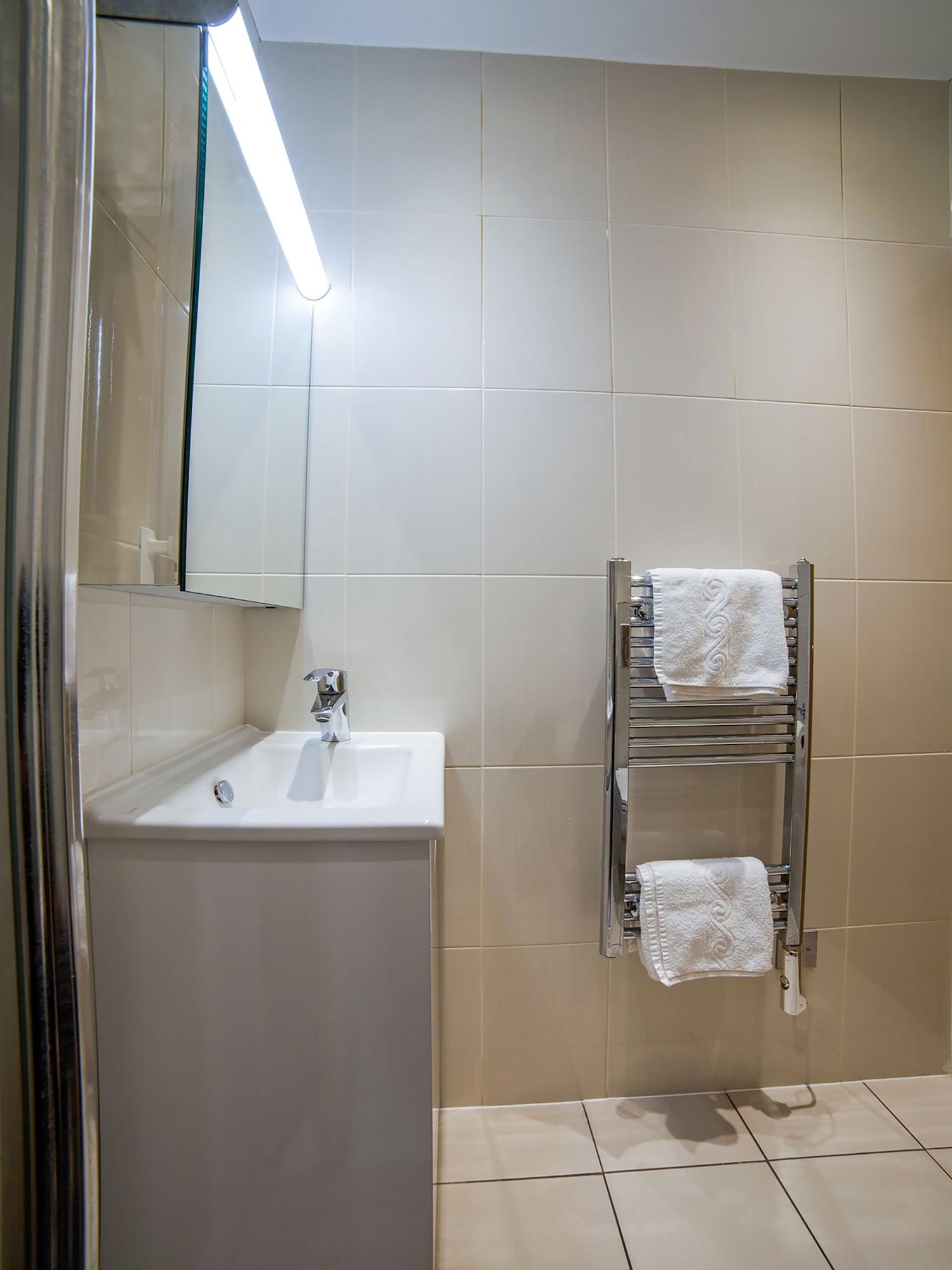 Elysee Hyde Park 3* London