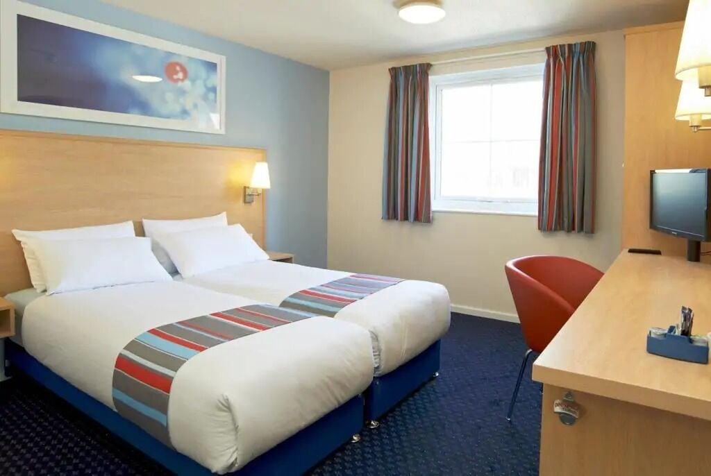Hotel Travelodge Battersea 2*