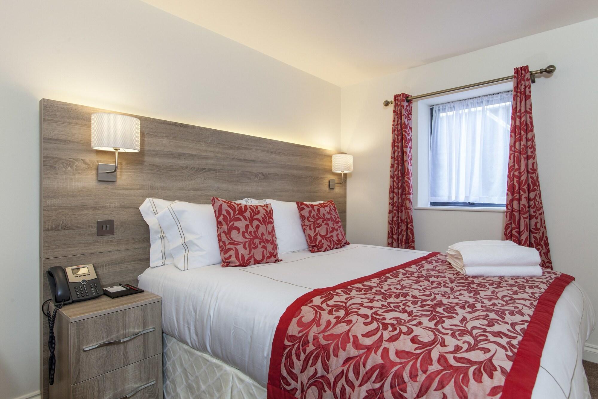 Shepherds Bush Hotel London