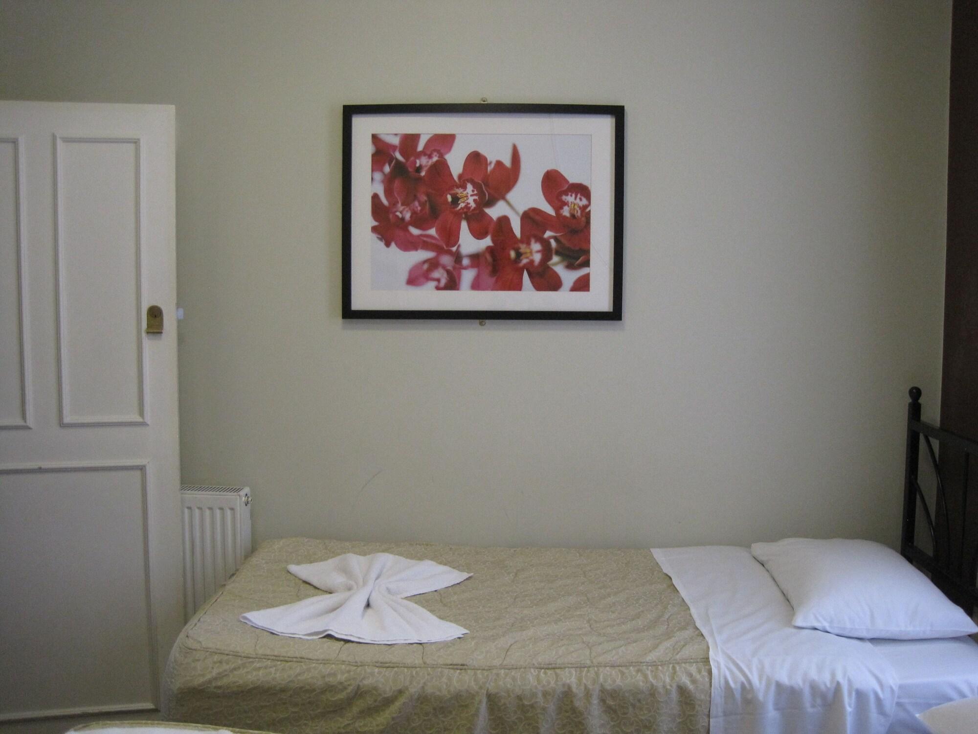 Central Hotel London