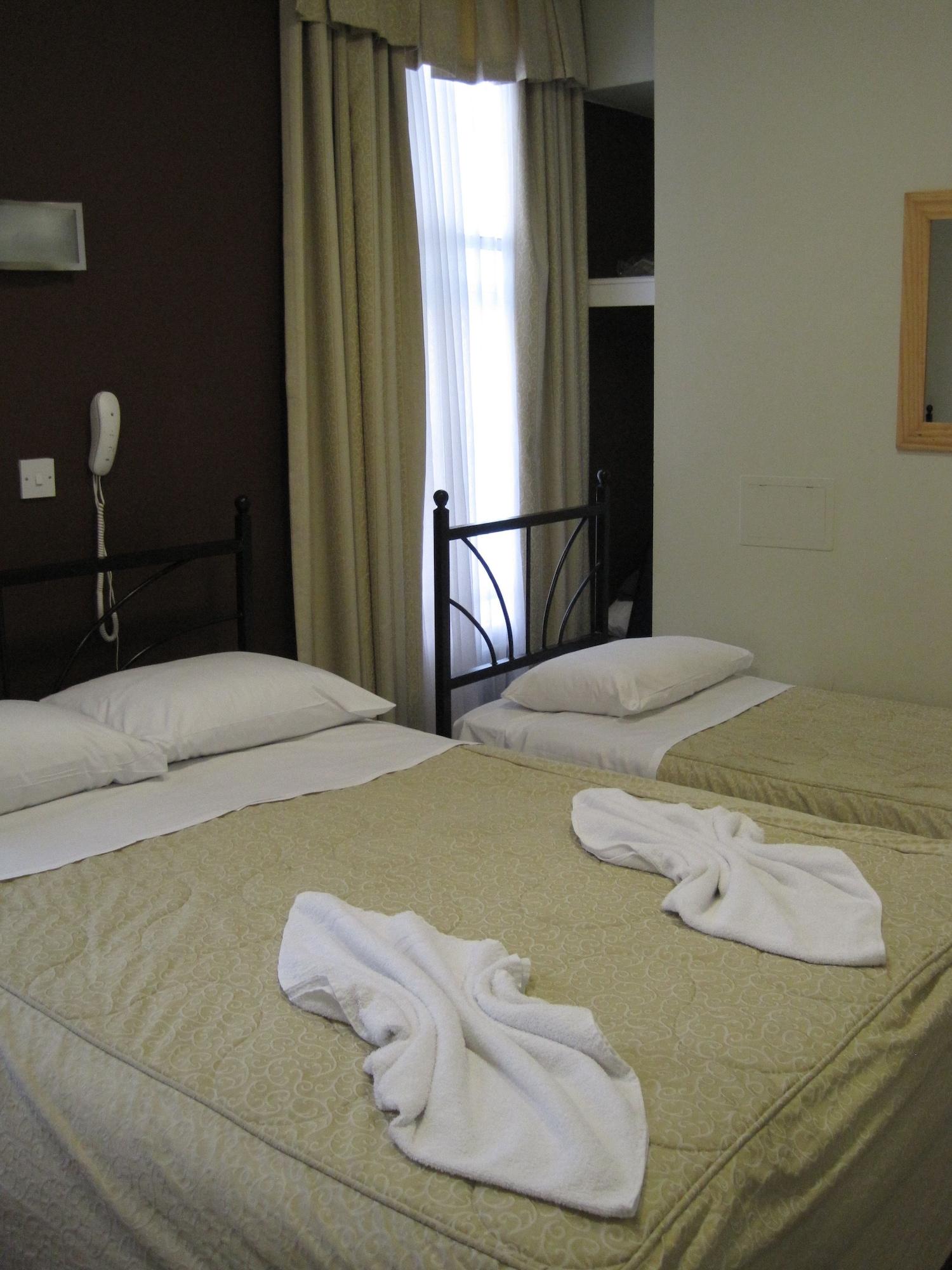 Central Hotel 2* London