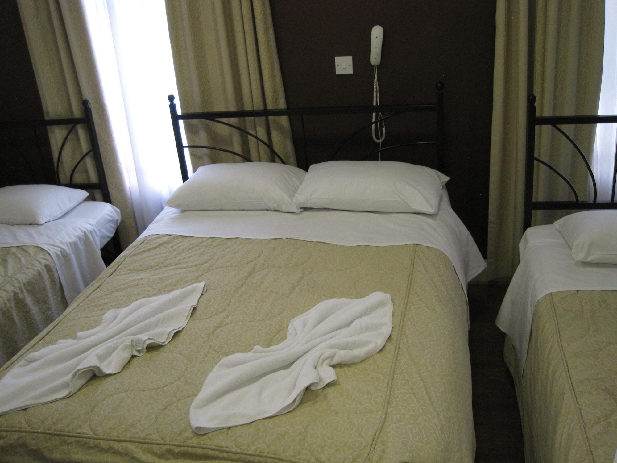 Central Hotel London