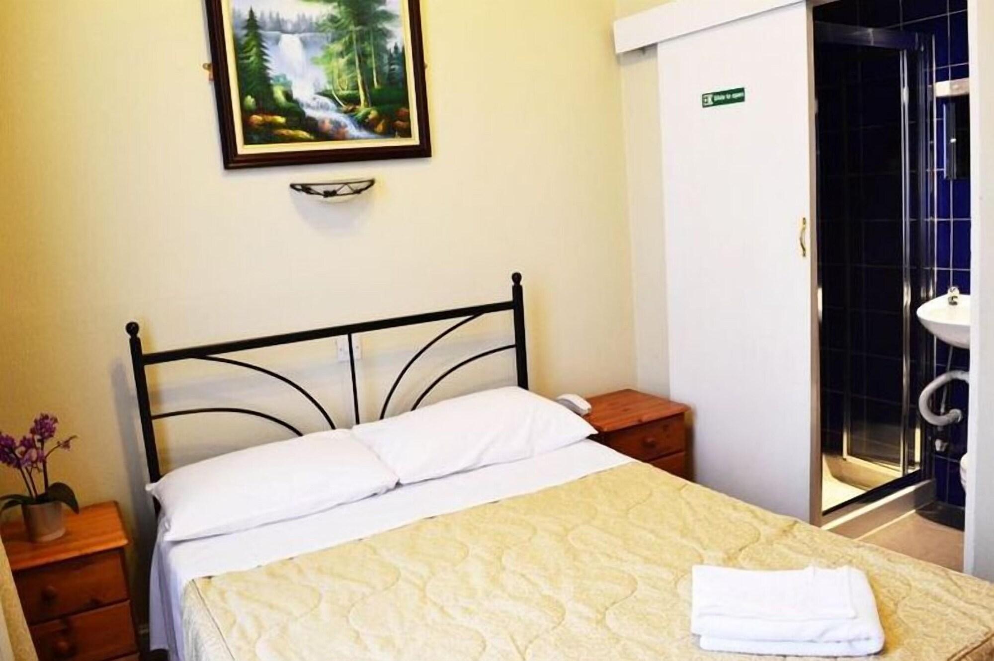 Central Hotel Hotel 2*