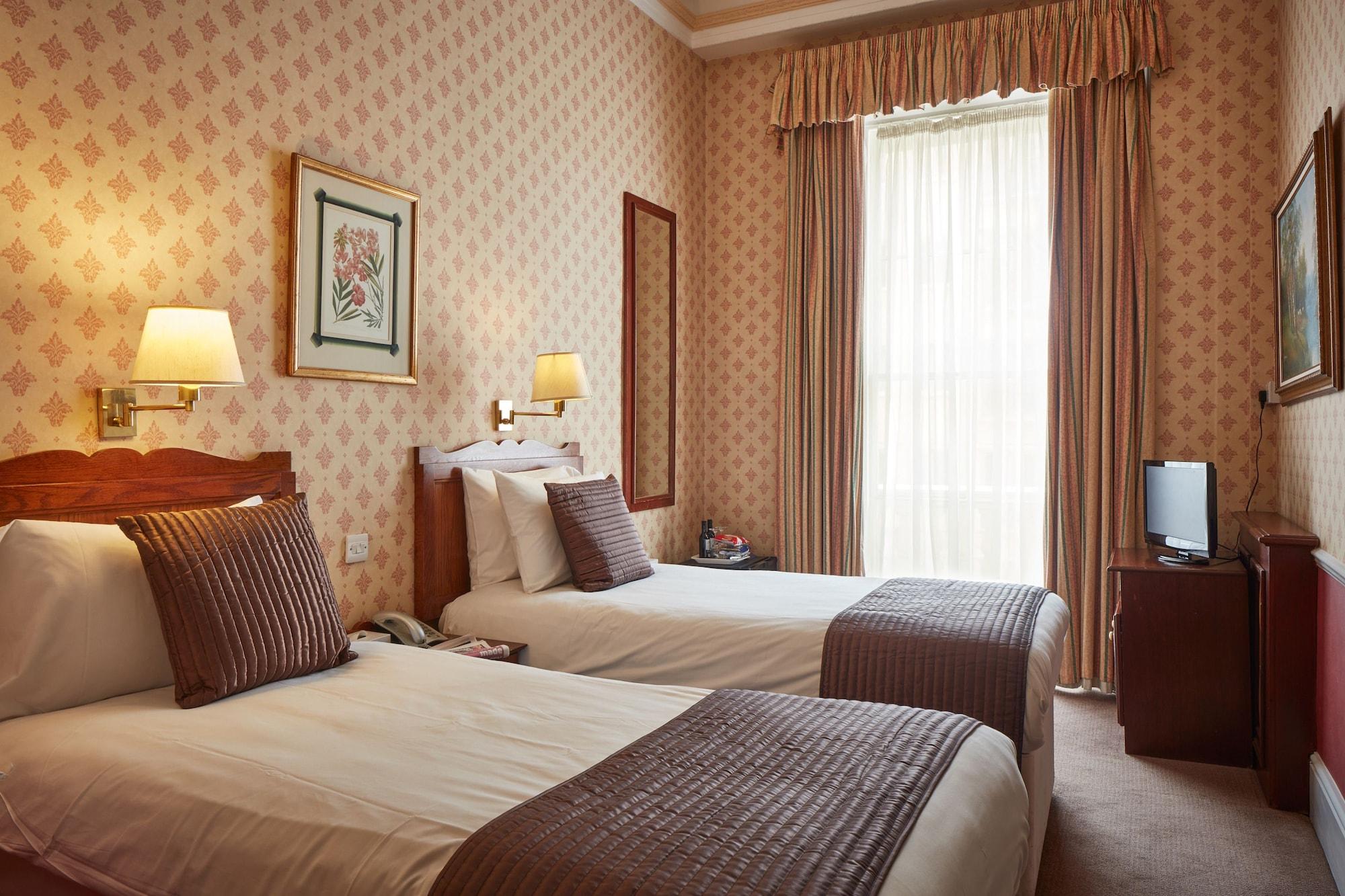 The Diplomat 3*