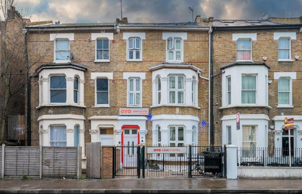 Oyo Abbey Hotel, Shepherd's Bush Market Hotel 3*