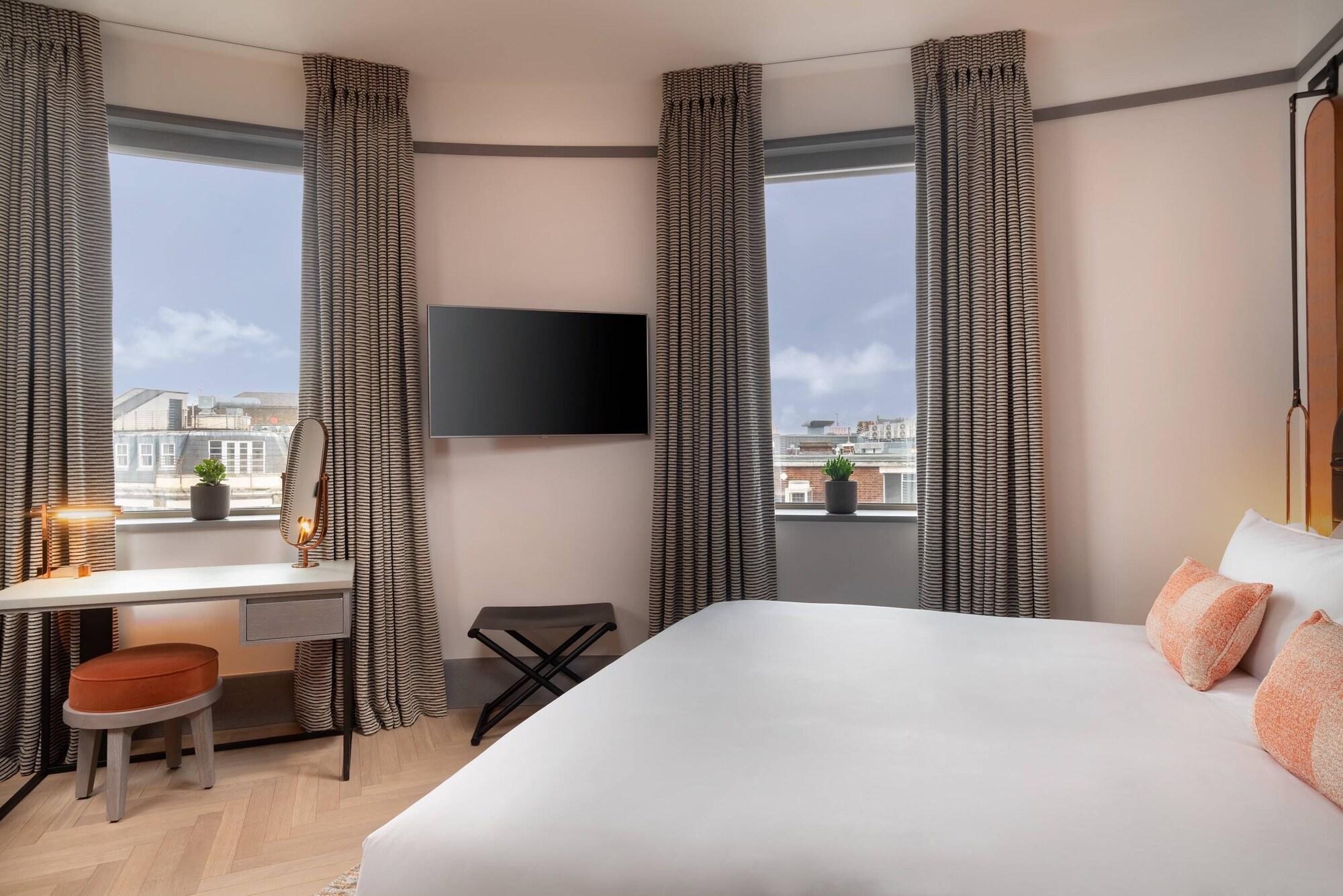 Hart Shoreditch London, Curio Collection By Hilton Hotel
