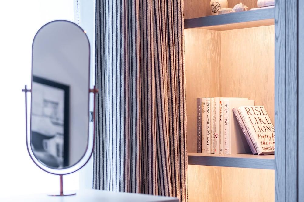 Hart Shoreditch London, Curio Collection By Hilton