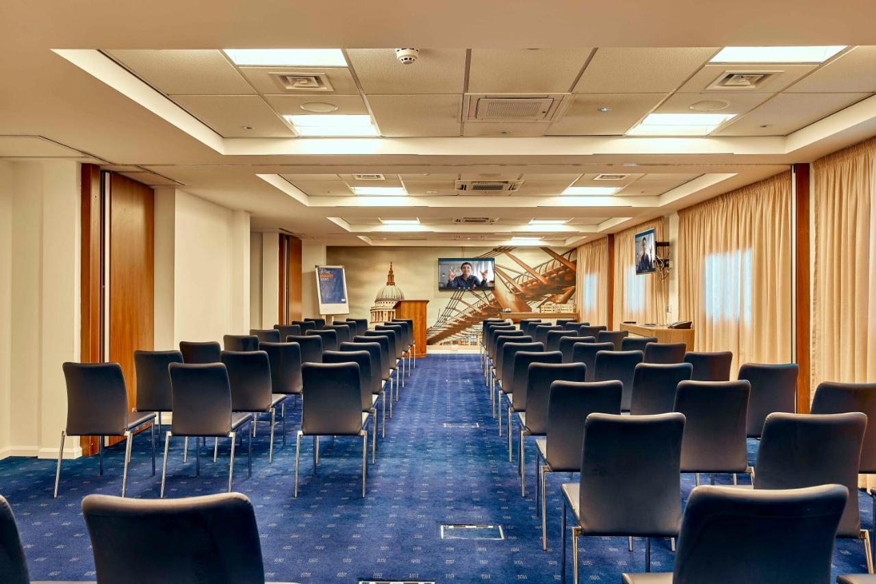 Express Stratford By Ihg 3* London