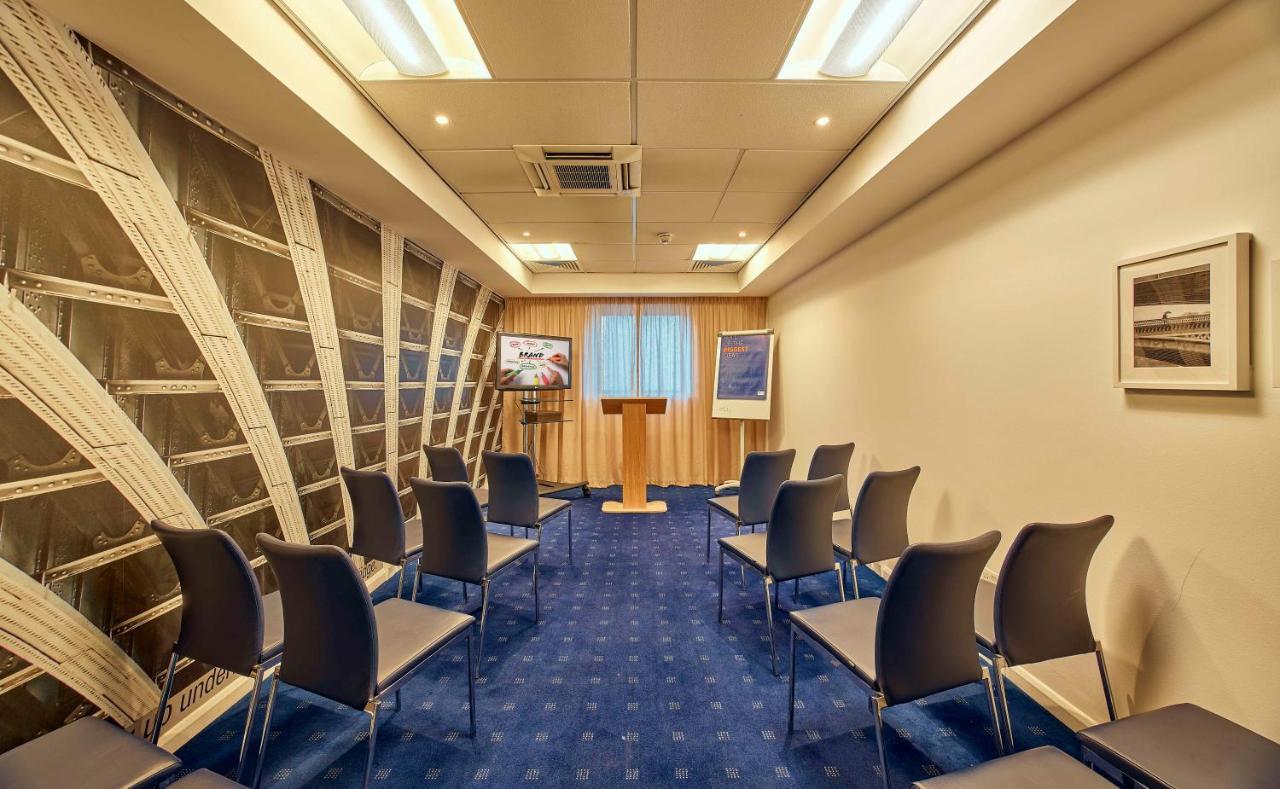 Express Stratford By Ihg 3* London