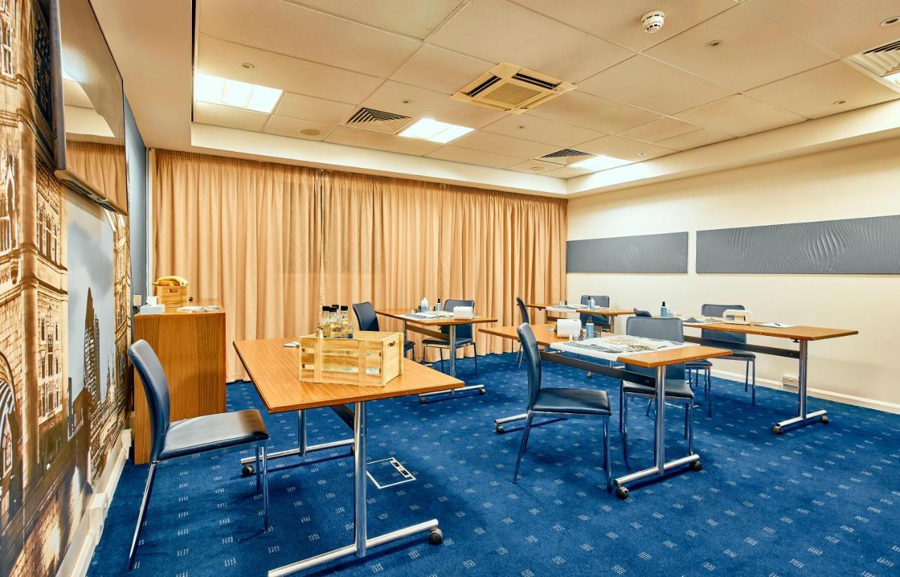 Express Stratford By Ihg Hotel London
