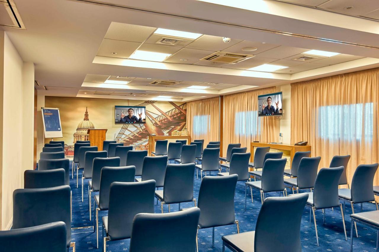 Express Stratford By Ihg 3* London