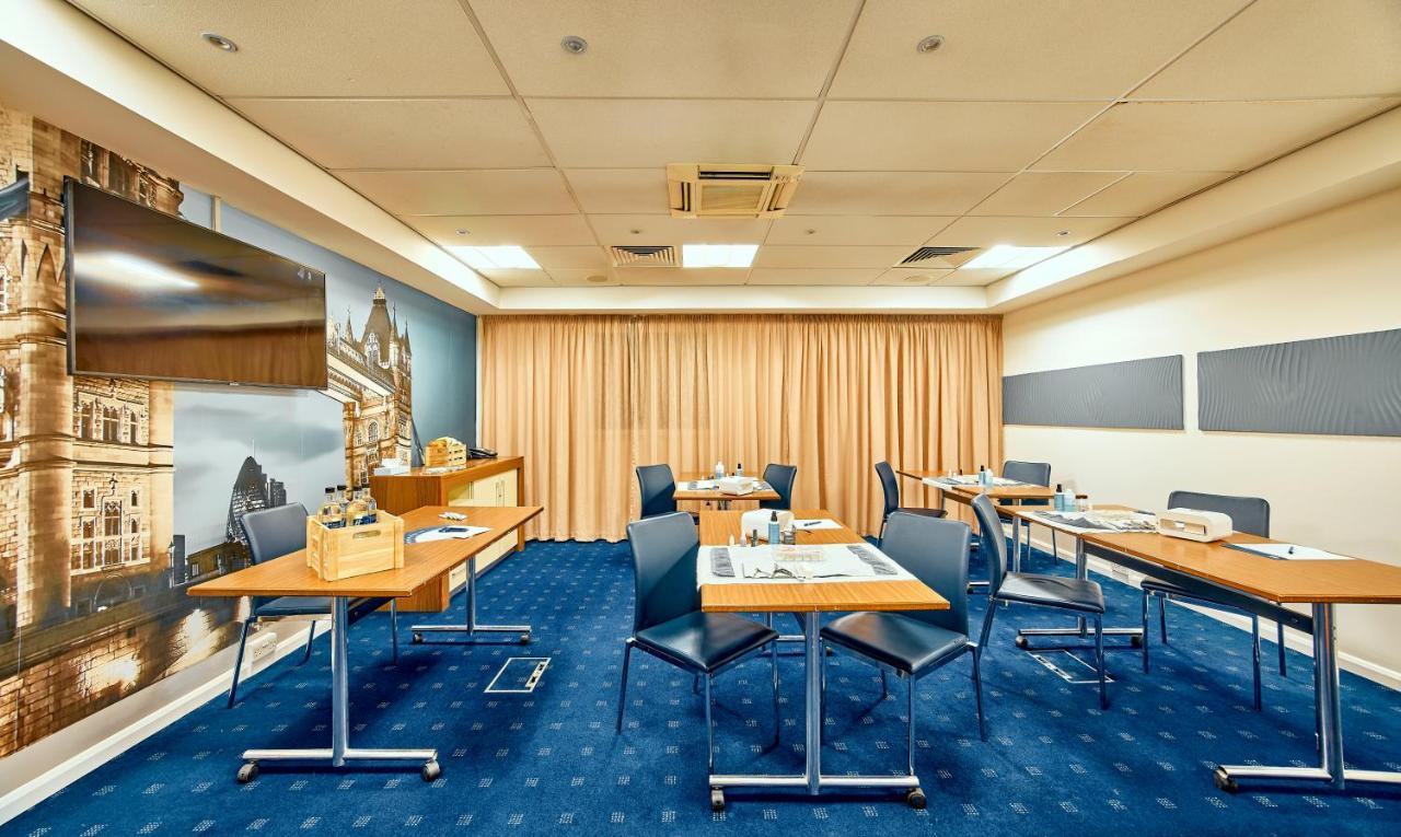 Hotel Express Stratford By Ihg