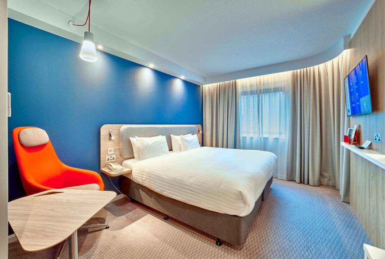 Express Stratford By Ihg Hotel