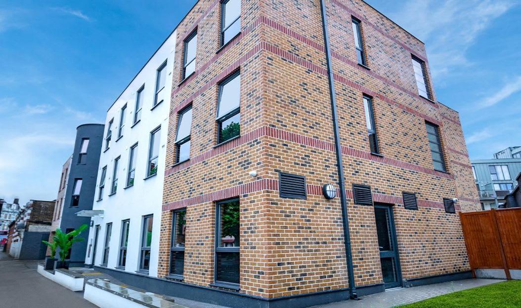 Modern And Stylish Studio At Westcombe House In Greenwich London