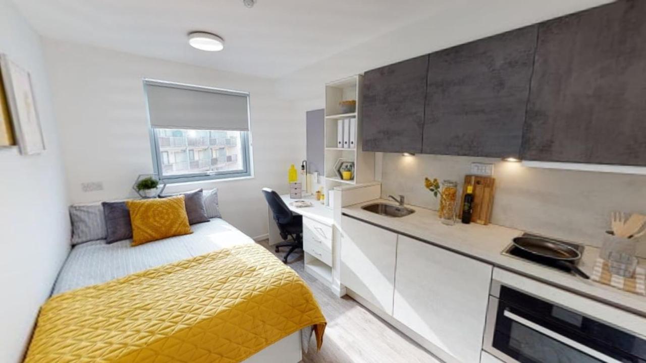 Modern And Stylish Studio At Westcombe House In Greenwich Apartment *