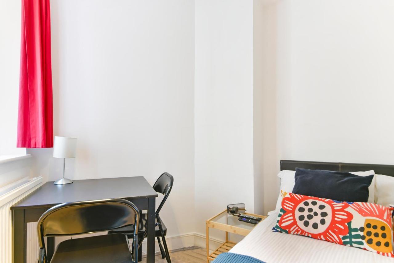 South Kensington Apartment