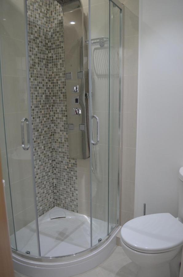 Deluxe And Modern In Sydenham Apartamento *