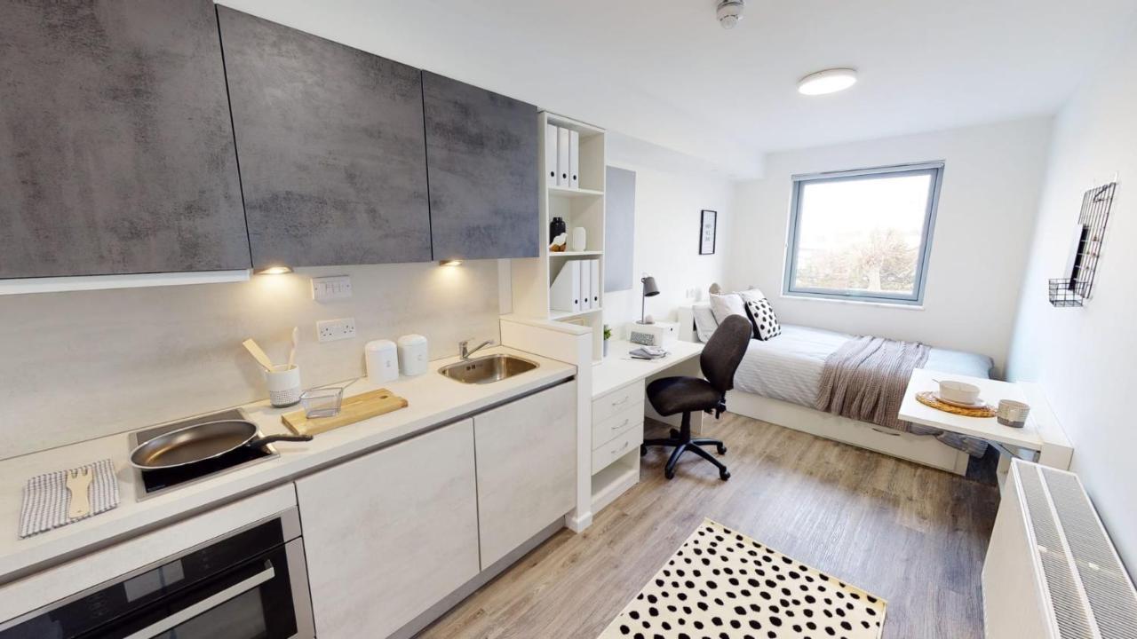 Modern And Stylish Studio At Westcombe House In Greenwich London