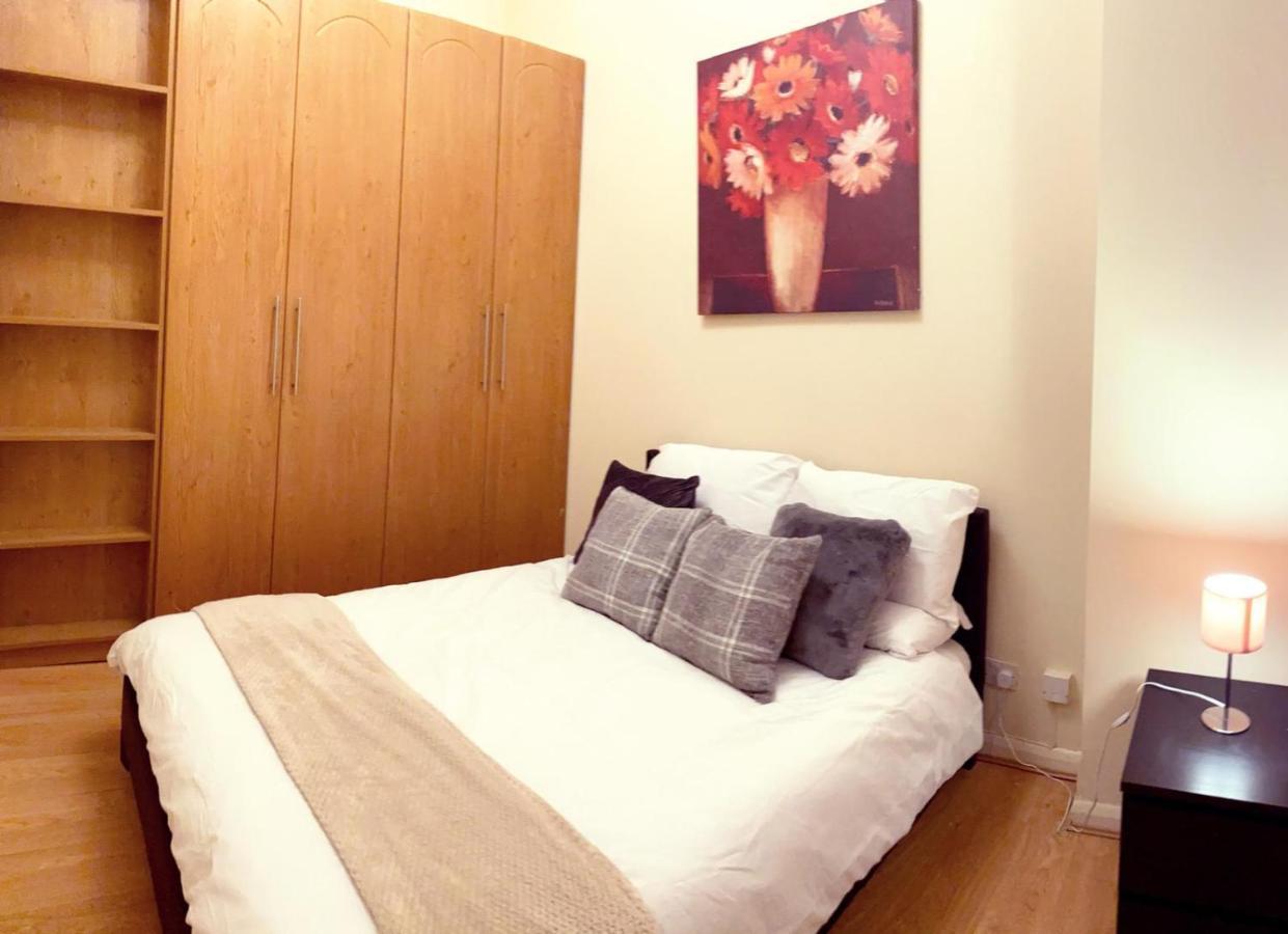 Apartamento Chelsea Terrace: Traditional Flat With Balcony Londres