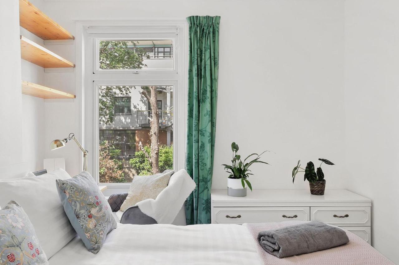 Holiday home Stunning Victorian Property Near Canary Wharf!