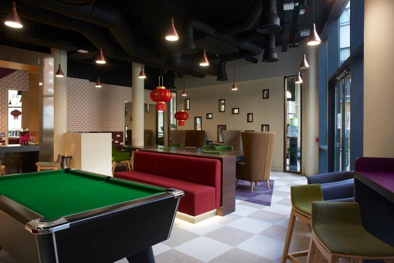 Chapter Highbury I In Apartment London