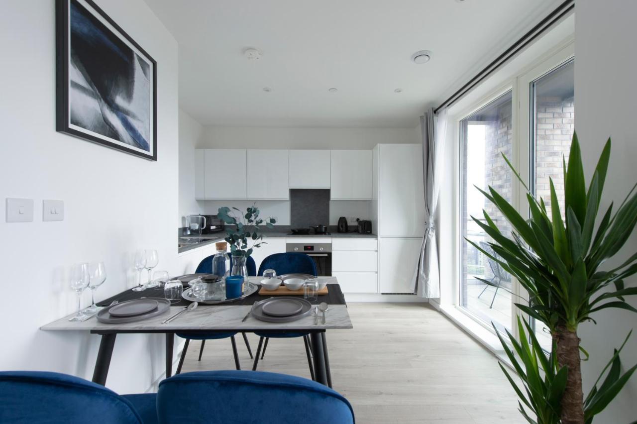 Ac Luxe Penthouse With Free Parking Apartment London