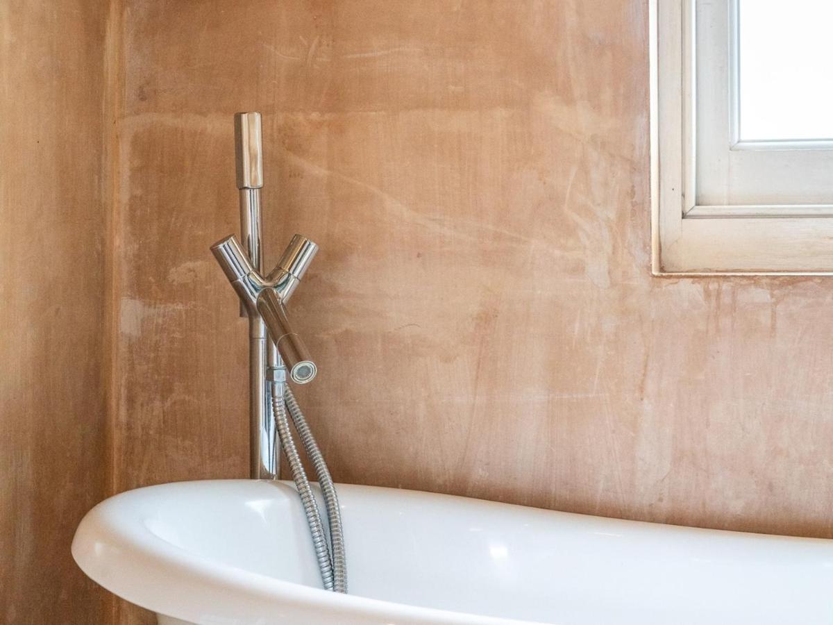 Pass The Keys Trendy Hackney House Holiday home
