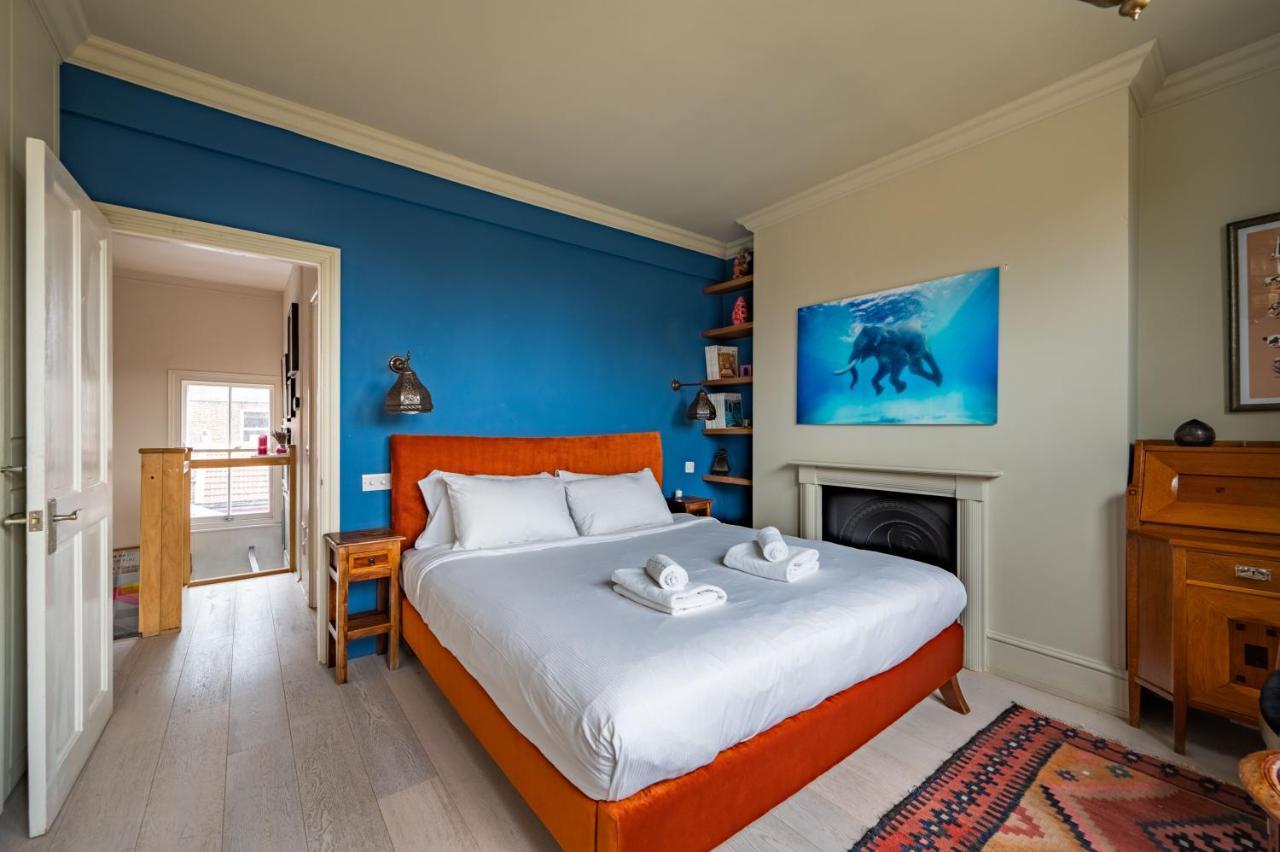 Charming With Roof Terrace In East By Underthedoormat Ferienhaus *