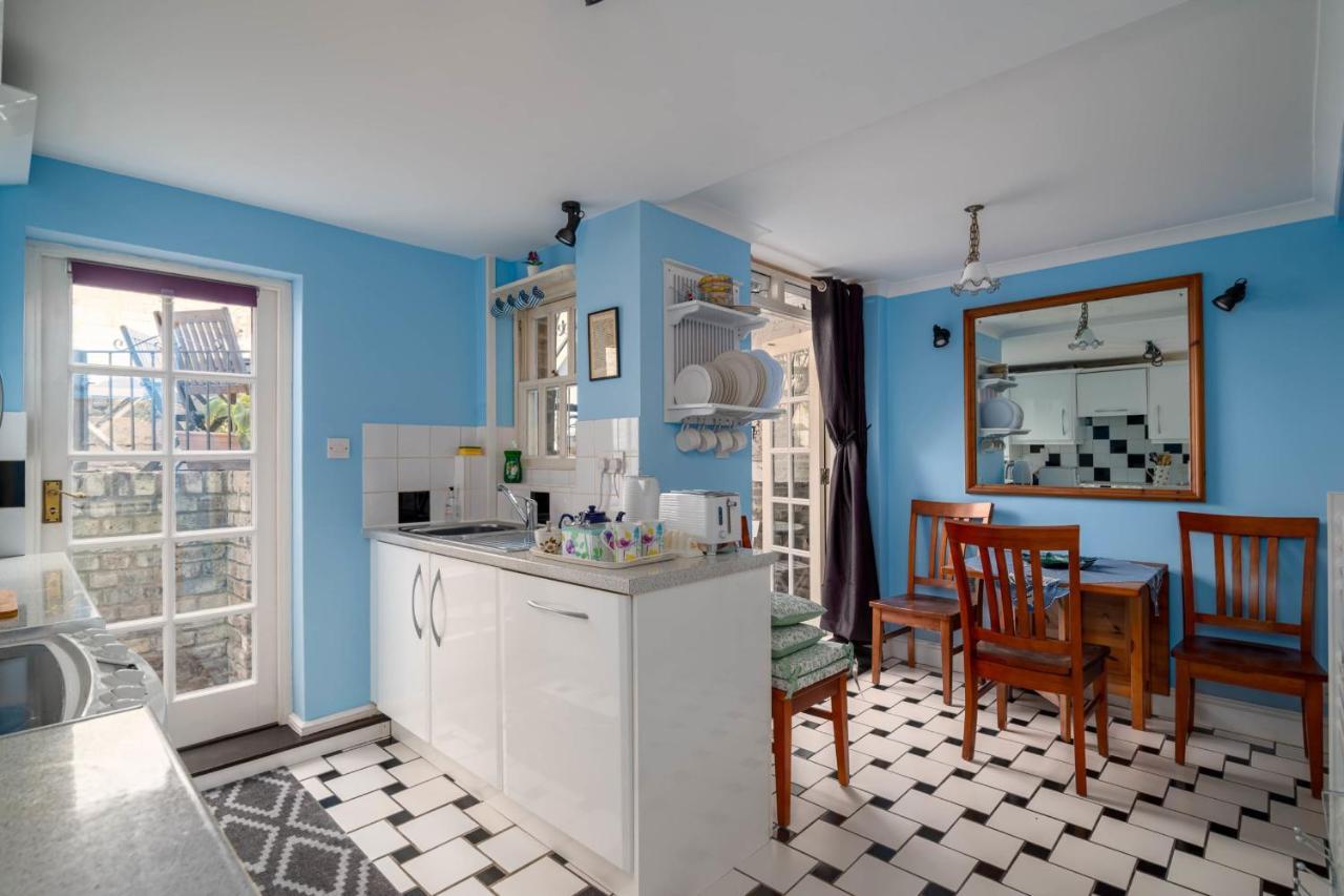 Apartment Fantastic 1 Bedroom With Private Patio