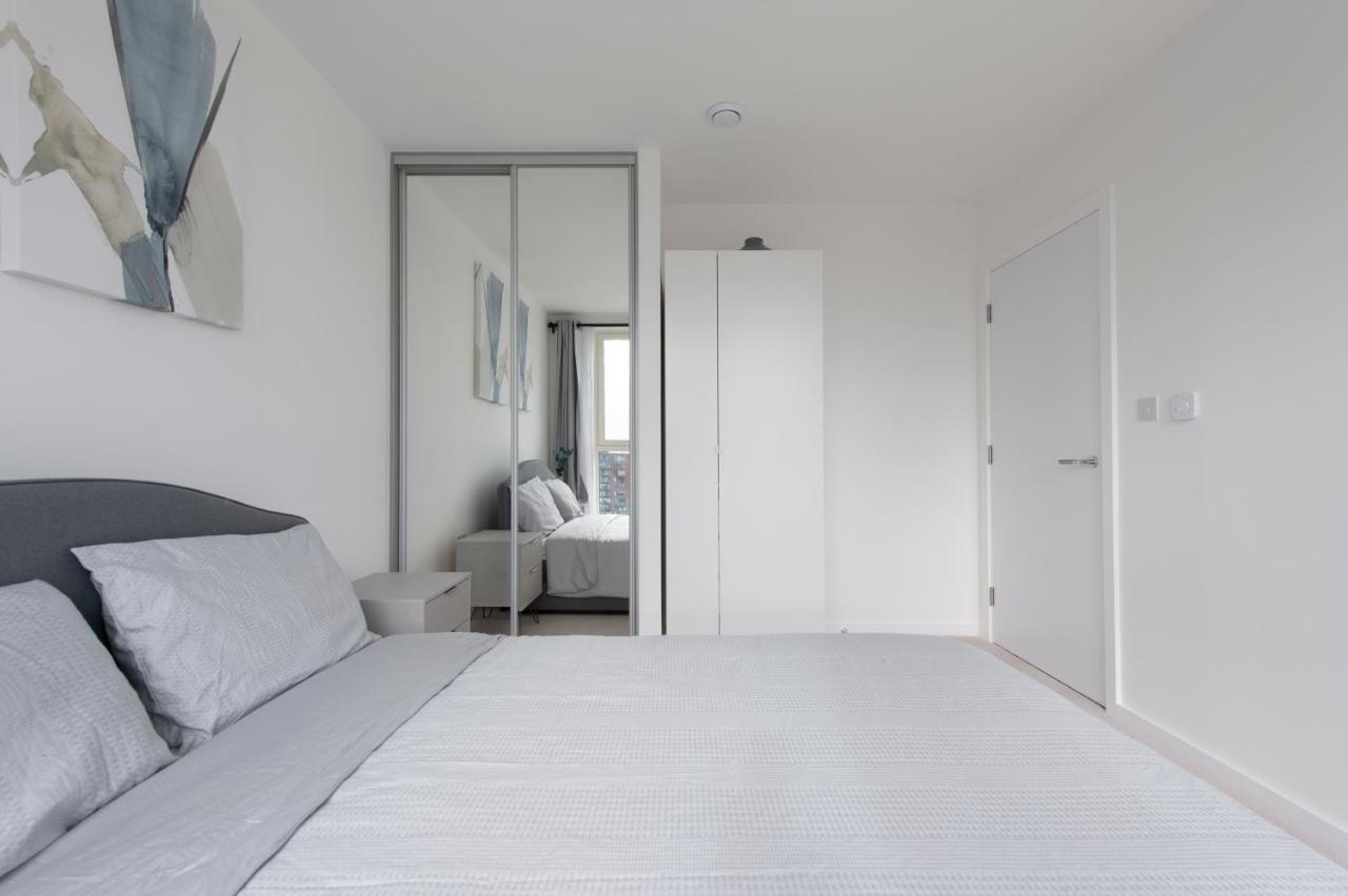 Ac Luxe Penthouse With Free Parking Apartment London