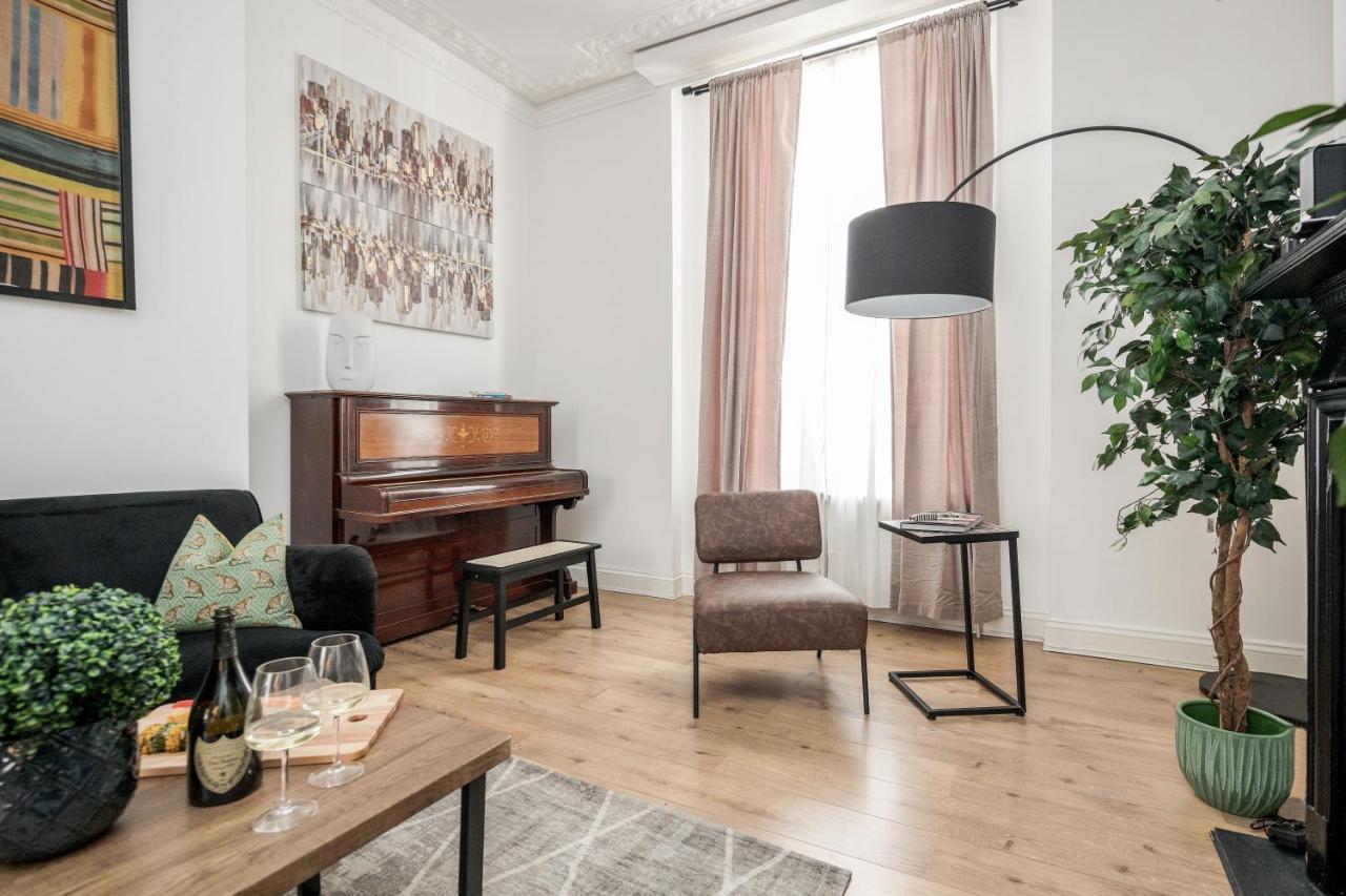Elegant 3bed In Kensington Olympia Londres