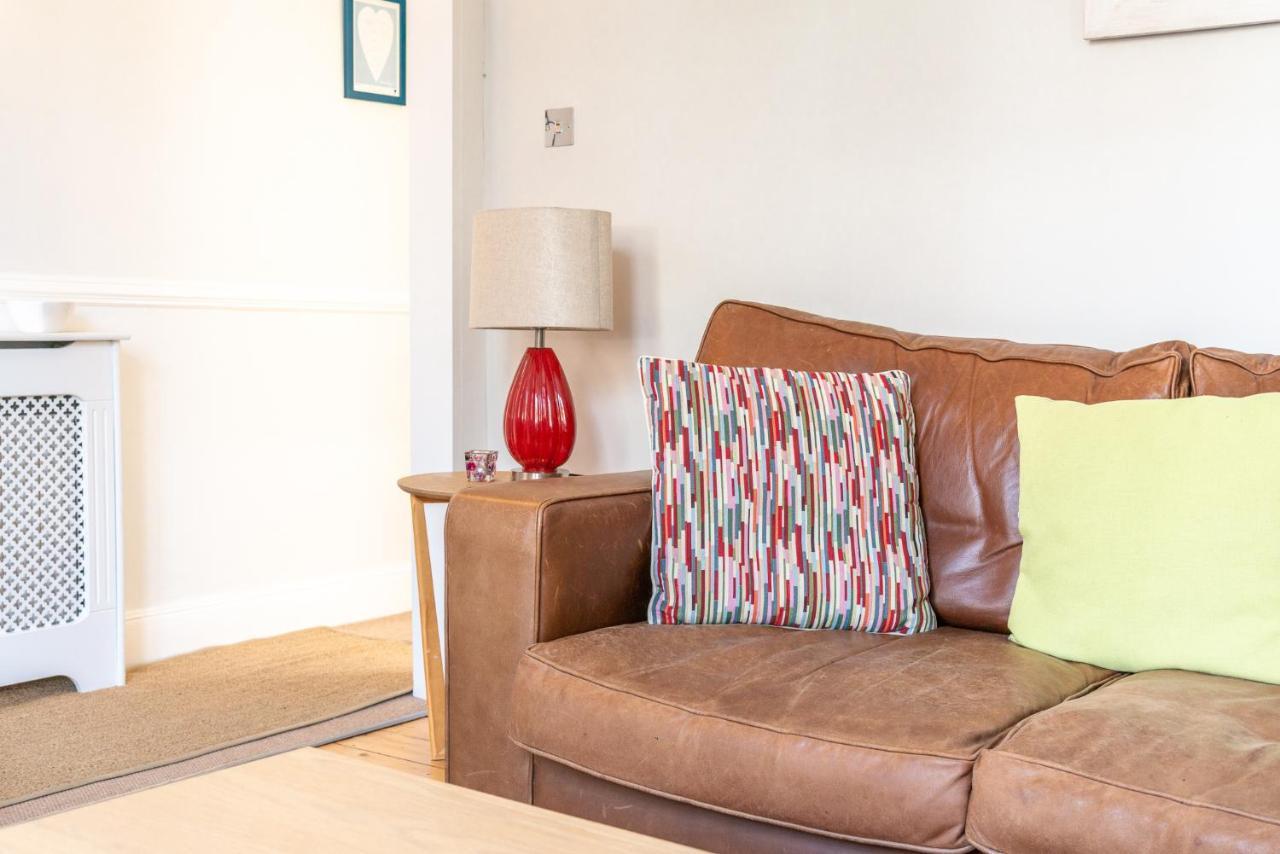 Pass The Keys West Cheerful Garden Apartment *