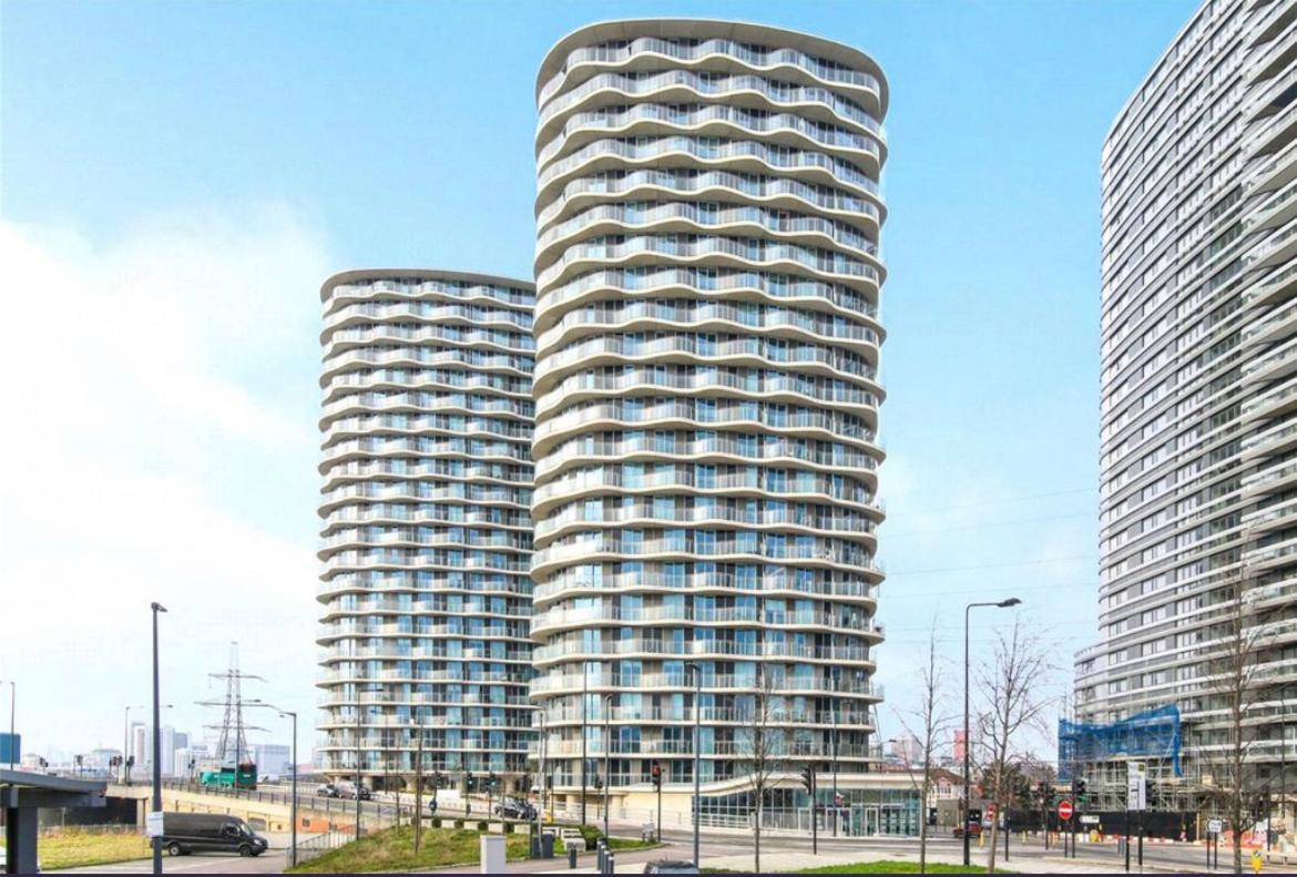 Riverline Heights Near O2 & Excel Free Parking