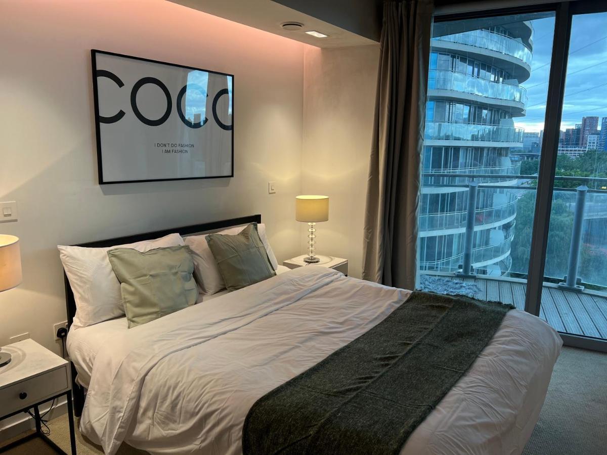 Apartment Riverline Heights Near O2 & Excel Free Parking *
