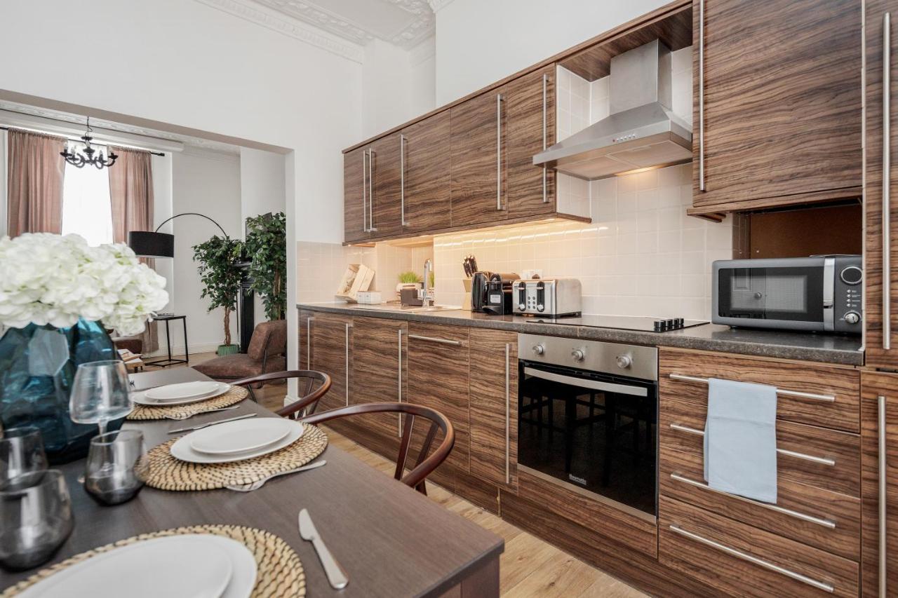 Elegant 3bed In Kensington Olympia Londres