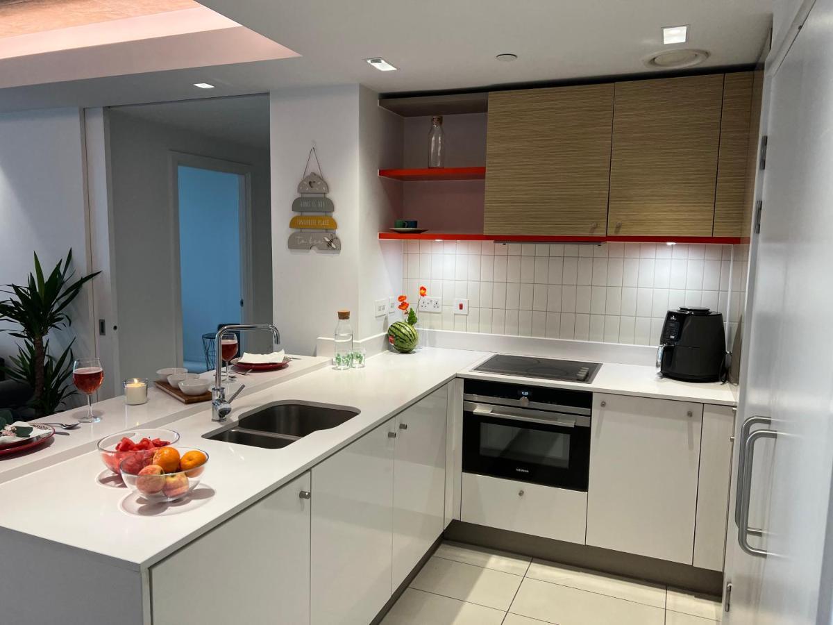 Riverline Heights Near O2 & Excel Free Parking Apartment