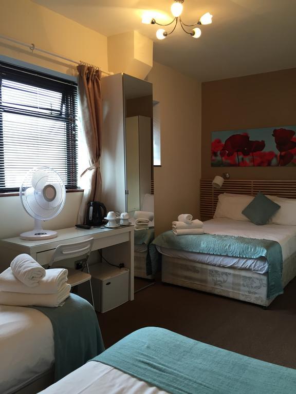 Dockside Hotel 3*