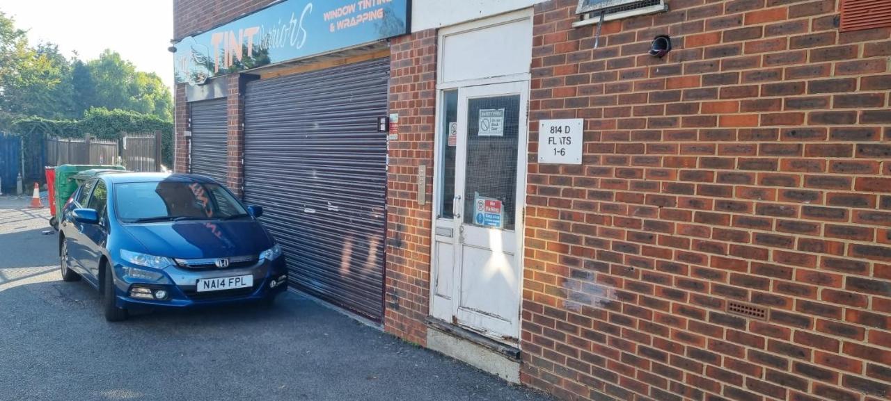 Apartment Private In Shares Flat Near Heathrow Airport