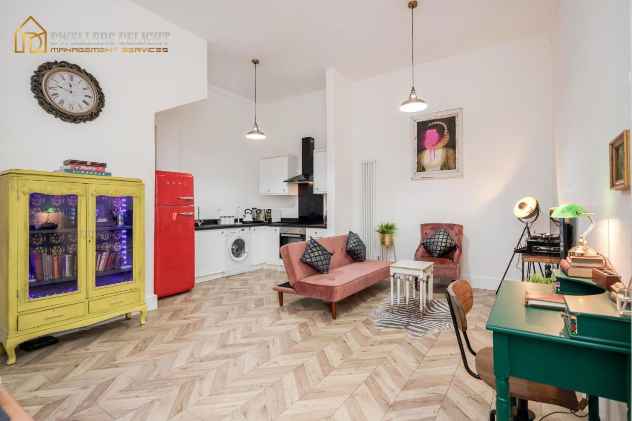Apartment Entire 2 Bed Flat Plaistow,canning Town Prime Location In *